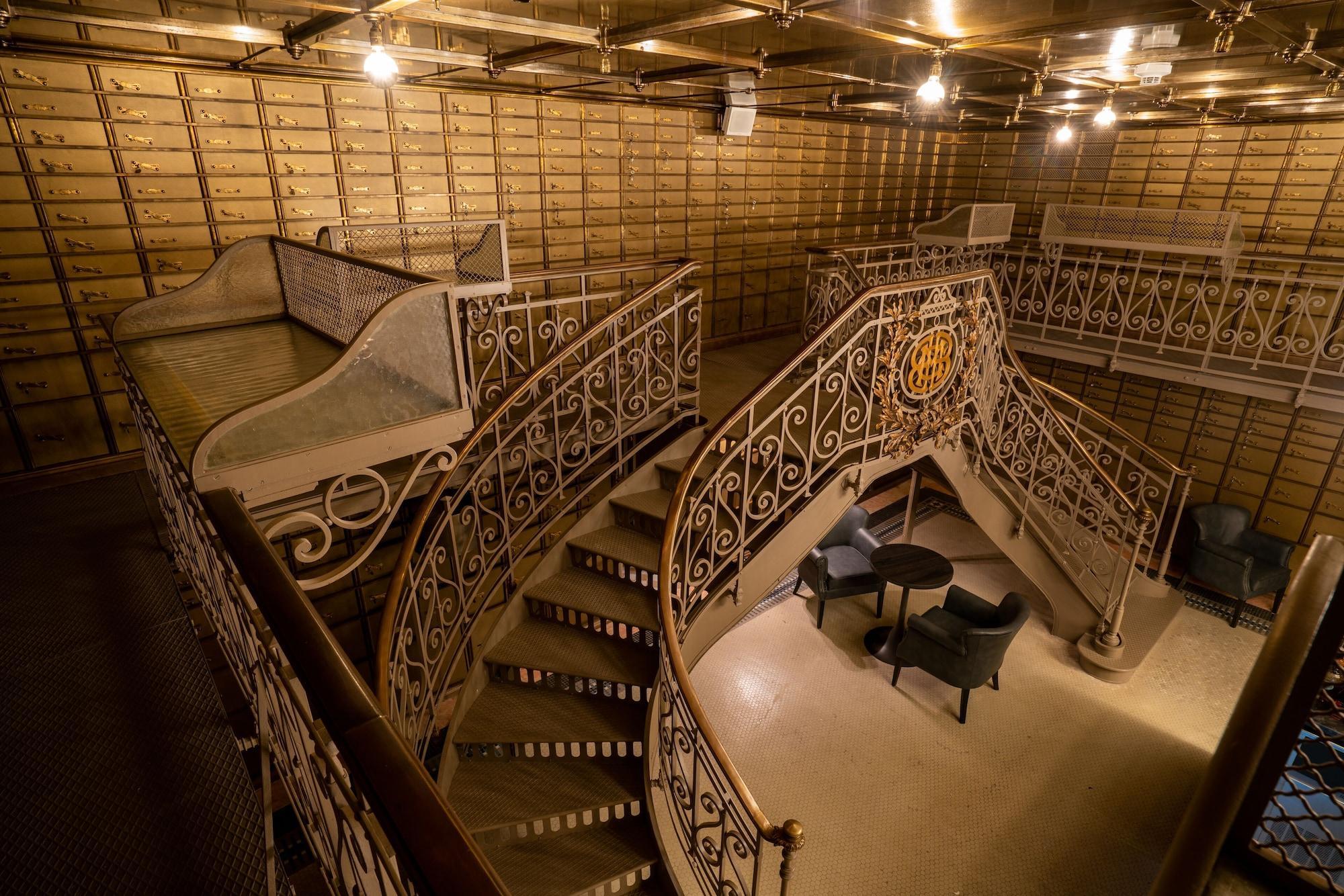 Hotel The Marmorosch Bucharest, Autograph Collection Exteriér fotografie The staircase of the vault