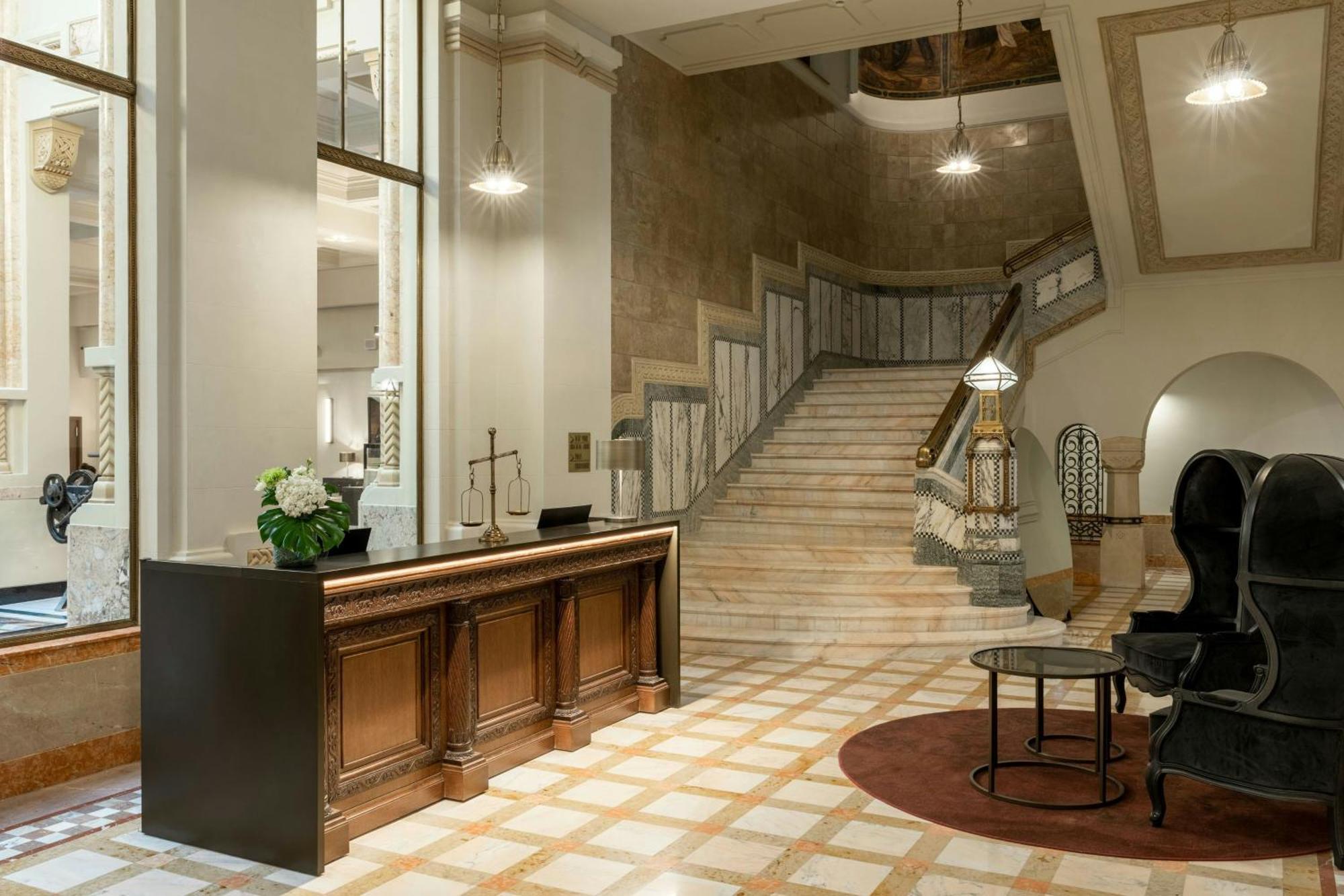Hotel The Marmorosch Bucharest, Autograph Collection Exteriér fotografie The lobby of the hotel