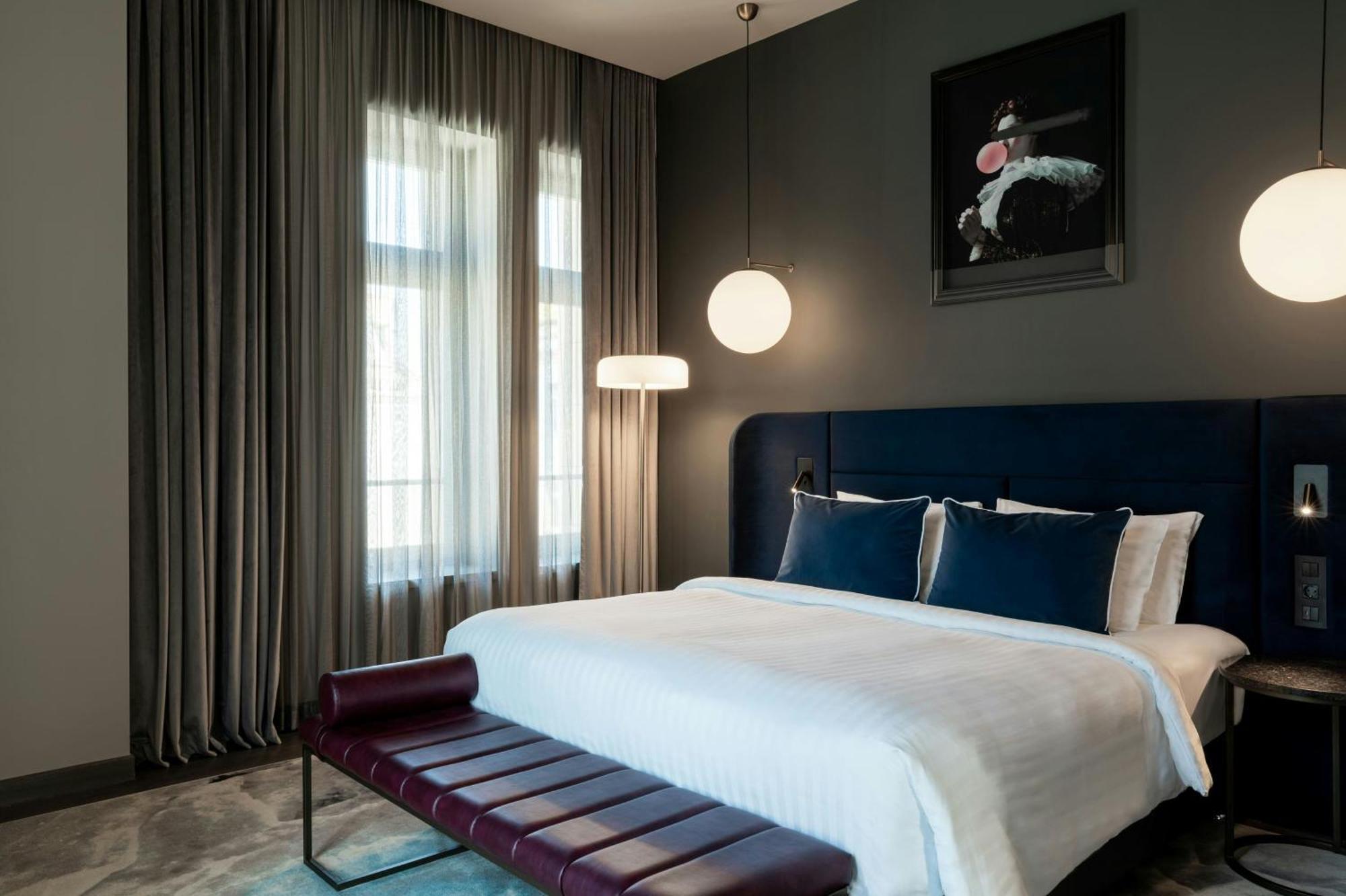 Hotel The Marmorosch Bucharest, Autograph Collection Exteriér fotografie A bedroom at the hotel